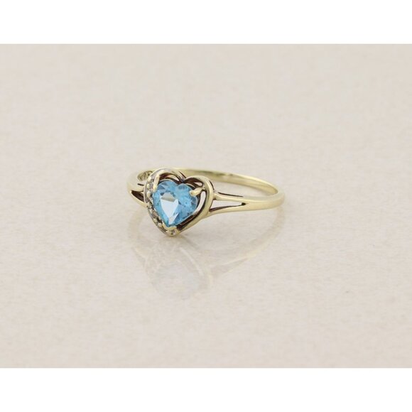 10k Yellow Gold Natural Swiss Blue Topaz & Diamond Heart Ring Size 8 1/4 - Picture 5 of 7